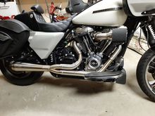 Teask 2 into 1 assault  straight cut, stainless and two brothers racing moto intake.  Powder coated 6 speed trans cover as well