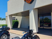 Stretched my legs at another dealership, in Rock Falls.