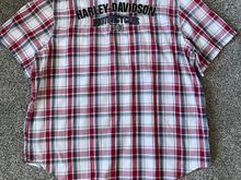 HD brand button down…size 3X…excellent condition…smoke/pet free home…$25 shipped 