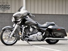 FLHX Street Glide with Chrome wheels by Sport Chrome