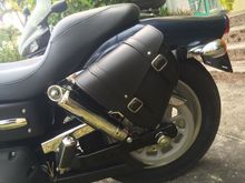 Velcro ties holds in place until quick release mech, arrives next week :)