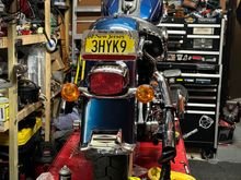 Deluxe style turn signal bar