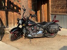 Rear tire has a reflective strip that looks like a thin whitewall, it was something I decided to try out but didn’t care for in the end. The front is a regular blackwall because they didn’t make the reflective style in a 18” wheel size. but same SR777HD other than that.

Next set will both be blackwalls.