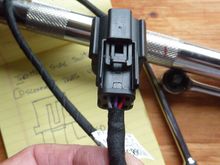 This is the TBW sensor plug showing the wire colors.