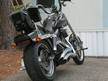 FB Fender,200mm Pirelli, Tri Bar Tail Light
