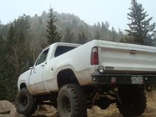 Garage - 1975 Dodge W100