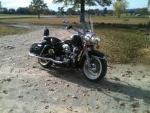 98 road king
a few months after minor maintenance repairs . finally road ready