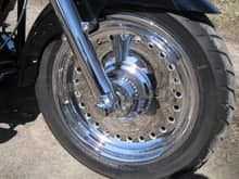chrome Fatboy front wheel with chrome front end and chrome axle bolt cover