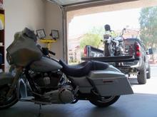 Bobbie (loaded) and Glide about to be separated.