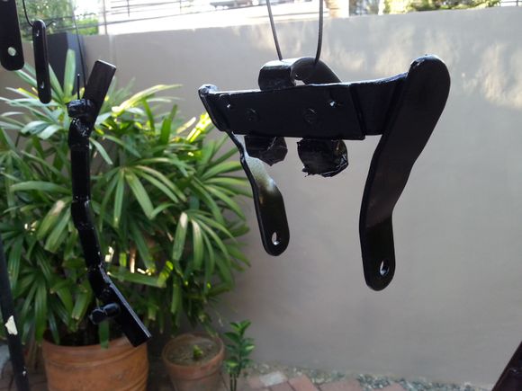 Gloss Black to match the frame.