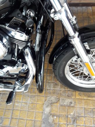 Harley crash vivid black crash bars
