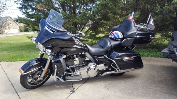 2015 FLHTCU, pretty much stock