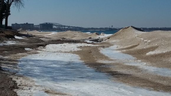 The shore of Lake Huron looking west.
And yes, those are snow and ice mountains on the shoreline!
