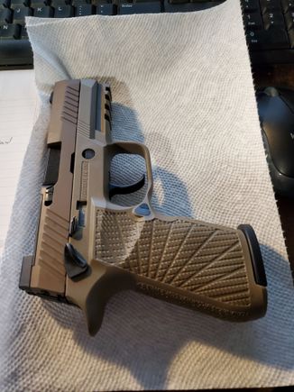 Wilson grip module with 15 round mag