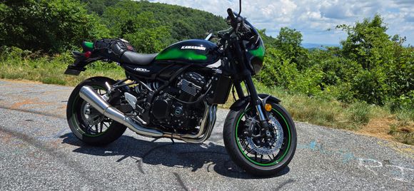 2025 Kawasaki Z900RS Cafe' ABS