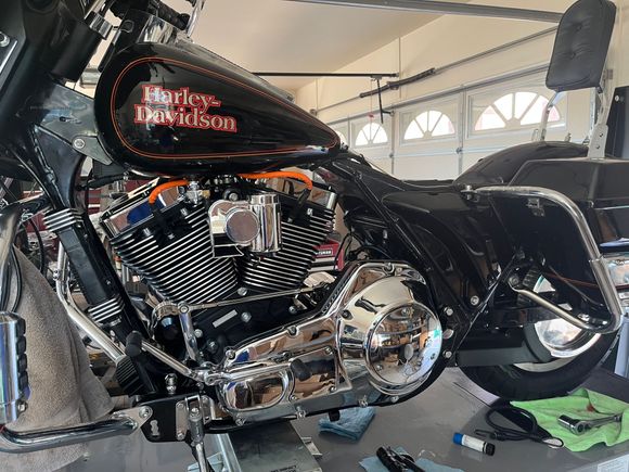 This motor is fat! Had to lift rear tank mount 1/2” for more room between juggs