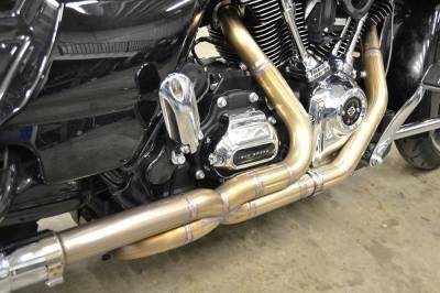 Fuelmoto Jackpot head pipe for the M8. Picture from their website.