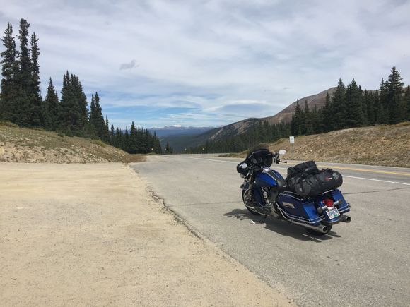 It's a nice ride up. Big wide road. But then, off the top and heading down the North side ......