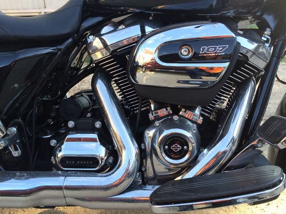 route to ground or install a catch can. Looking at the SE AC there will be some drilling the backing plate as they they reuse the same bolts as the stock air box. Also the air box is a lot closer the jug. There's not enough room do install like the twin cams, as there isn't enough room.