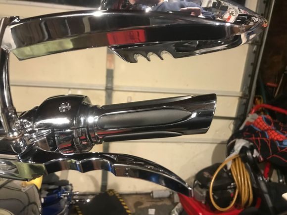 IM HAPPY WITH FINAL LOOK FOR MY GRIPS/MIRRORS/CONTROLS....