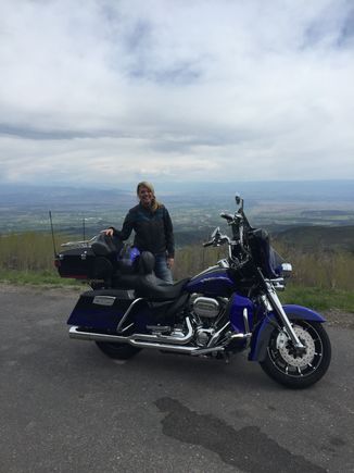 Heading up over Grand Mesa (just prior to a major snowstorm) with my 2 into 1 V&H Pro Pipes 👍