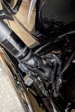 Using just the arm and upper ball from the clamp mount the selfie stick screws right on.