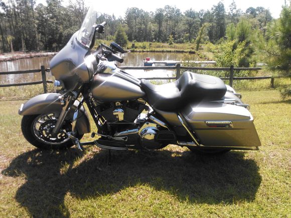 still in work, but getting closer to what i want.  Lowers and TP off here