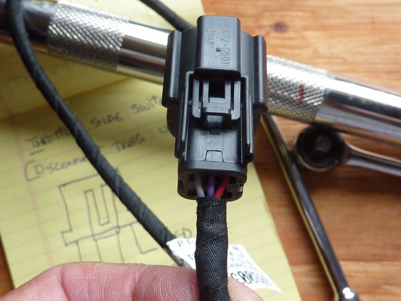 This is the TBW sensor plug showing the wire colors.
