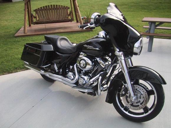 Street Glide Seat from C&amp;C Seats
http://www.sideroadcycles.com/AmericanMotorcycles/Seats/Motorcycle_Seats.html