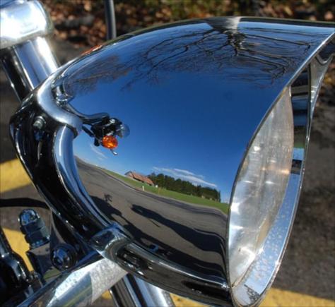 ref;ection in headlight chrome