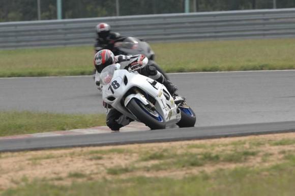 diving in hard on the brakes for t-8 at millville.