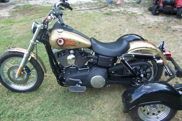 Moms Street Bob