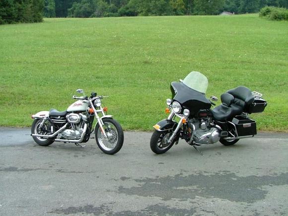 2007 FLHT and  2001 XLH 
my bar hopper and my cruiser