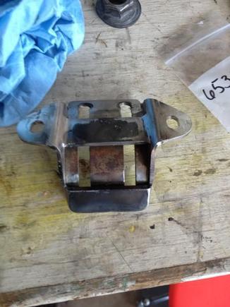 welded exhaust bracket