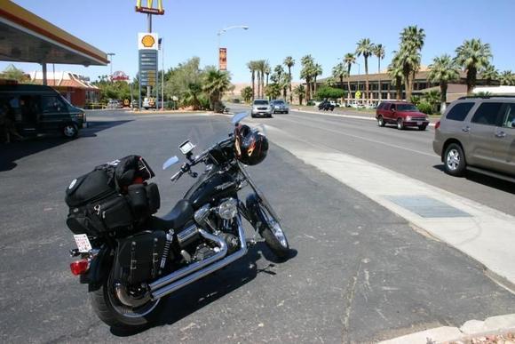 Stopped for gas in Mesquite, NV.
Apr 2008