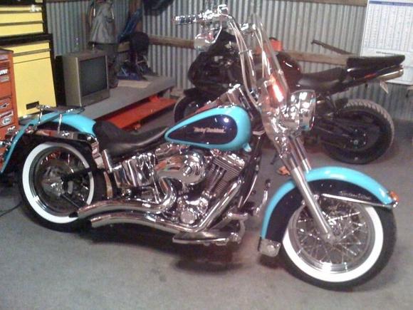 Whitewalls and Apes!