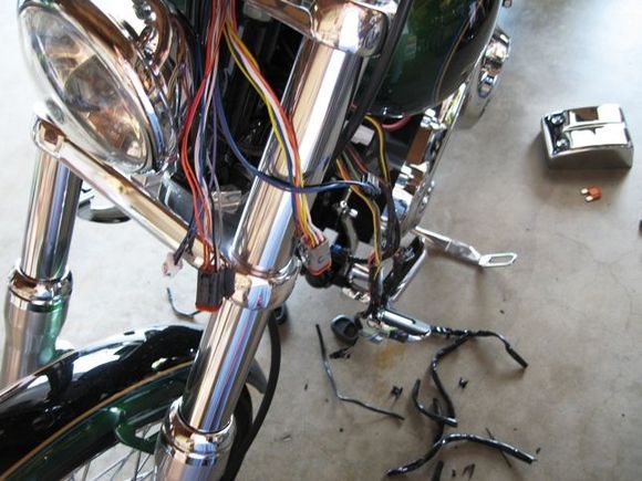 Cleaning Up The Wire Harness.  Info here: http://www.hdforums.com/forum/dyna-glide-models/165942-cleaning-up-the-wire-harness.html