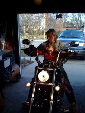 G1
4  year old Niece Love the sound and feel of the pipes