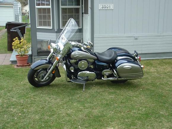 2005 Nomad