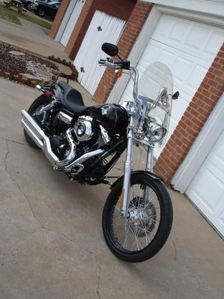 2010 Wide Glide - Danny Gray 2-Up Weekender, HD Quick Release Detachable 18" Windshield