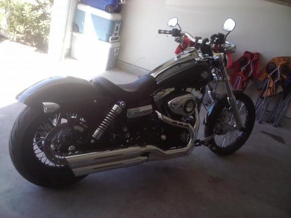 side view of the Wide Glide