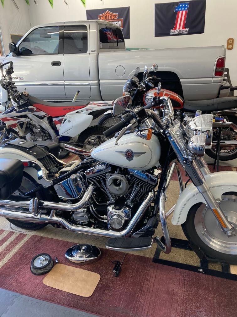 Sad Fat Boy. Both, me and the bike...