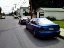 Smurf from the back. thats my buddy's 92 H22A4 Lude in the front.