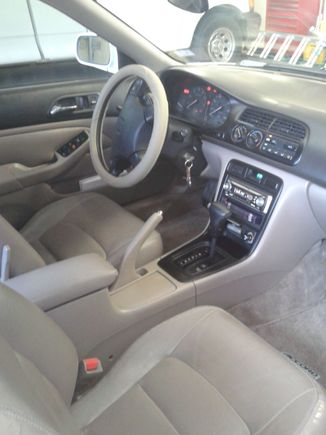 interior pics (sorry for it being sideways.... i didnt take it like that)