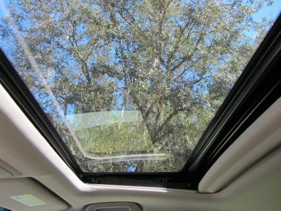 One-touch moon roof