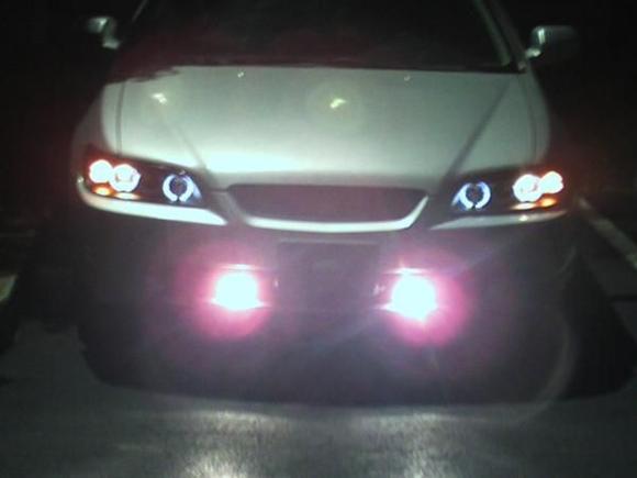 Full facial view of silver bullet wit eyelids and angel eye projectors!