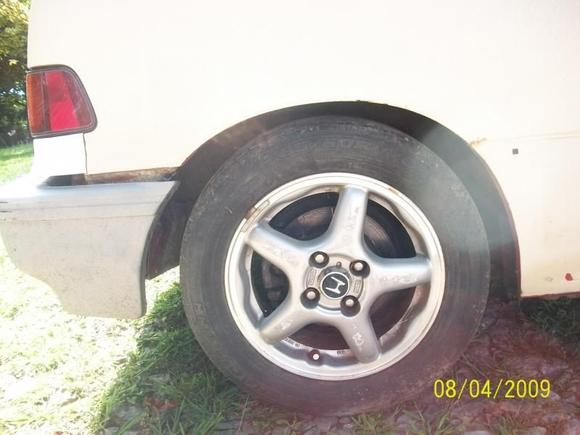 rear disc brakes (gotta love em)