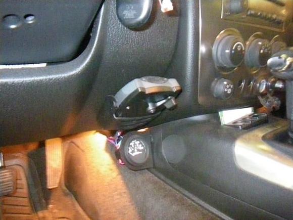Transmission temperature gauge location