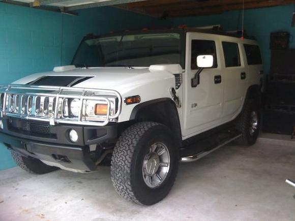 My 2005 H2's new home.  New to me in March 2010.