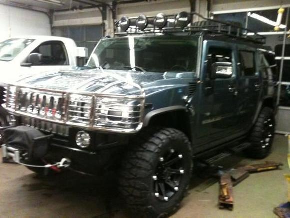 h2 with new rims 007